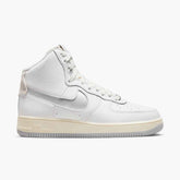 Pantofi Sport Nike Air Force 1 High Sculpt