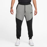 Pantaloni Barbati Nike Tech Fleece
