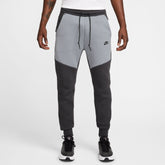 Pantaloni Barbati Nike Tech Fleece