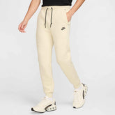 Pantaloni Barbati Nike Tech Fleece