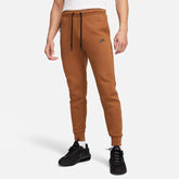 Pantaloni Barbati Nike Tech Fleece