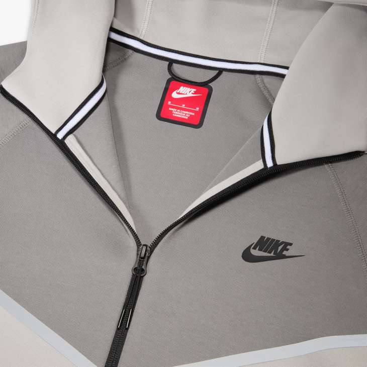 Hanorac Barbati Nike Tech Fleece Windrunner