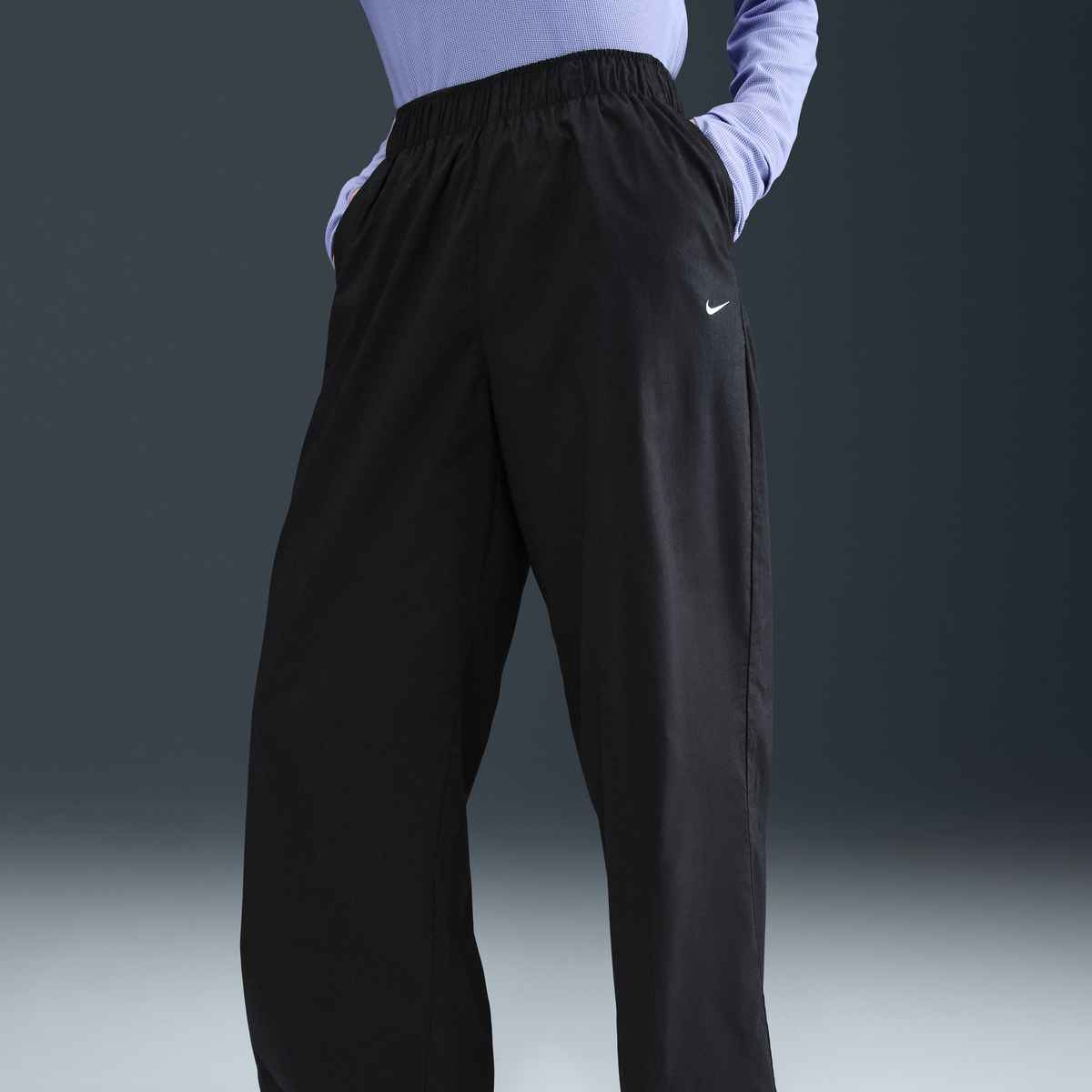 Pantaloni Nike Sportswear Chill Poplin