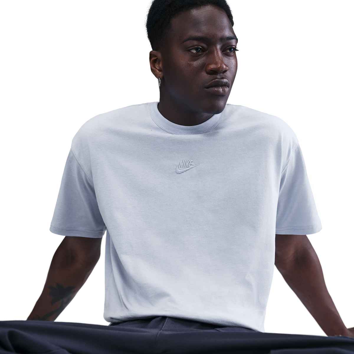 Tricou Nike Sportswear Premium Essentials