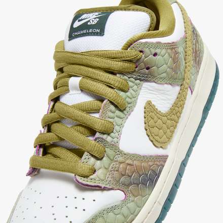 Nike SB Alexis Sablone x Dunk Low SB Chameleon