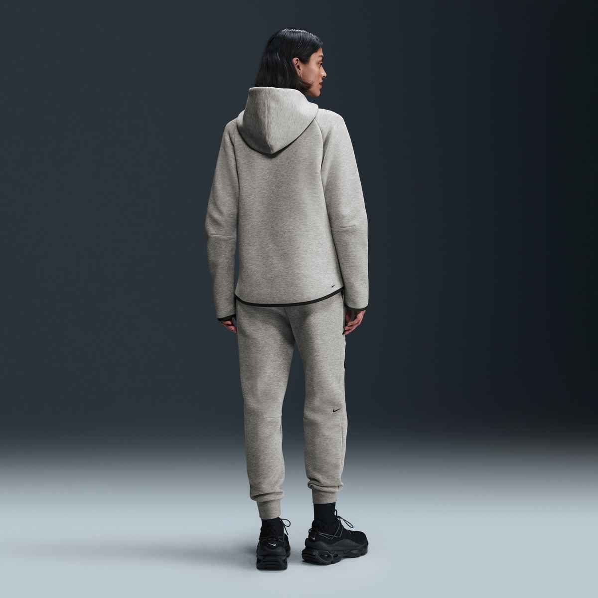 Hanorac Dama Nike Tech Fleece