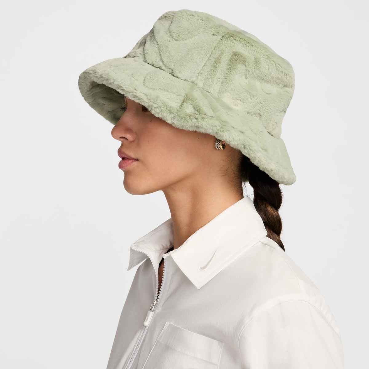 Nike Apex Faux Fur Bucket Hat