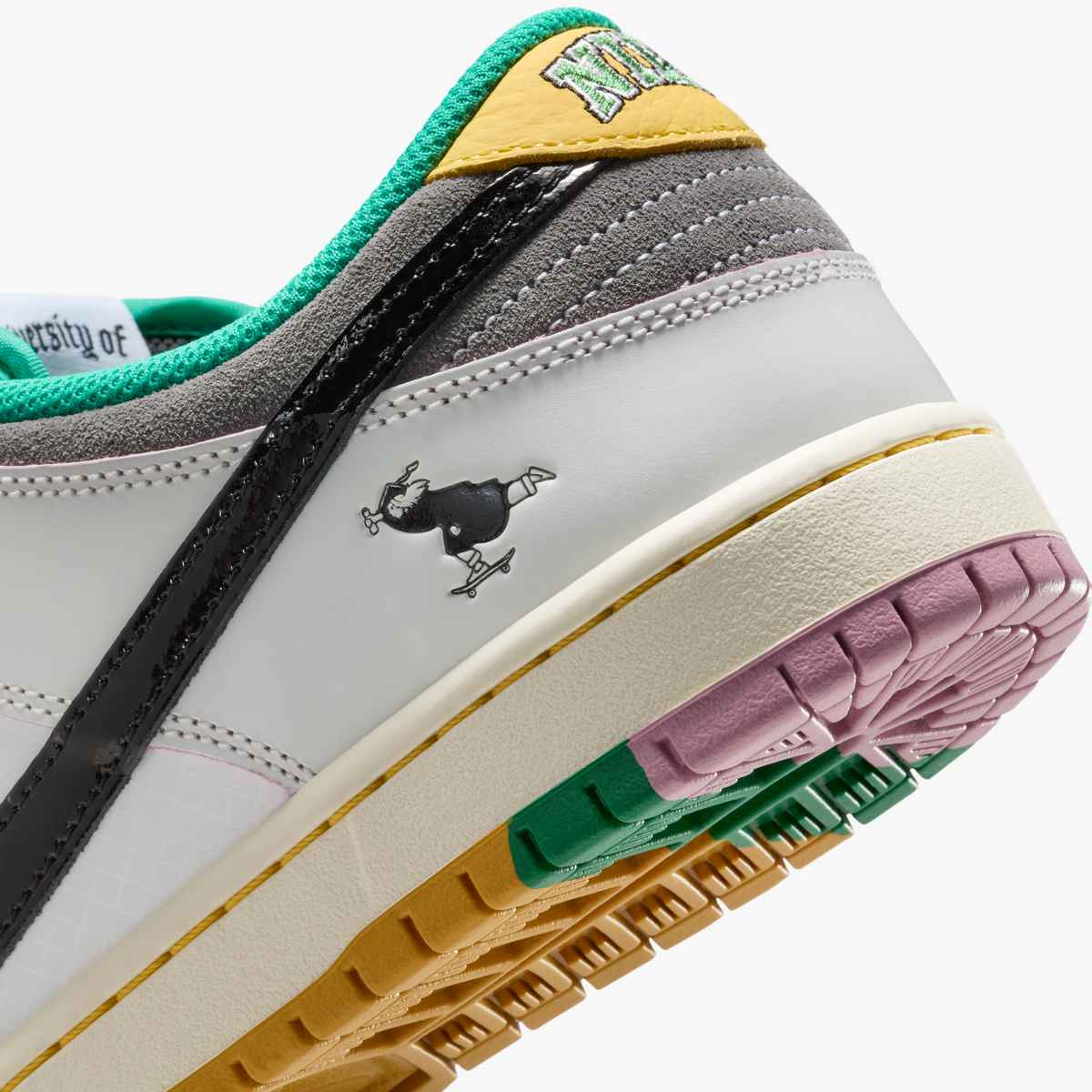 Pantofi sport Nike SB Dunk Low Pro x CSEF White and Black