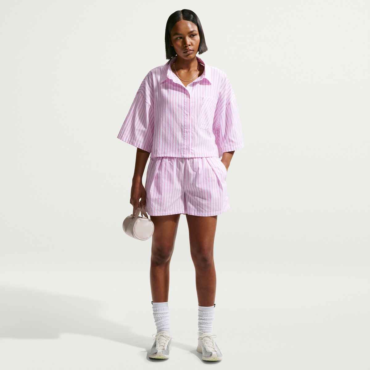 Nike Sportswear Chill Poplin Women's Loose Mid-Rise Stripe Shorts