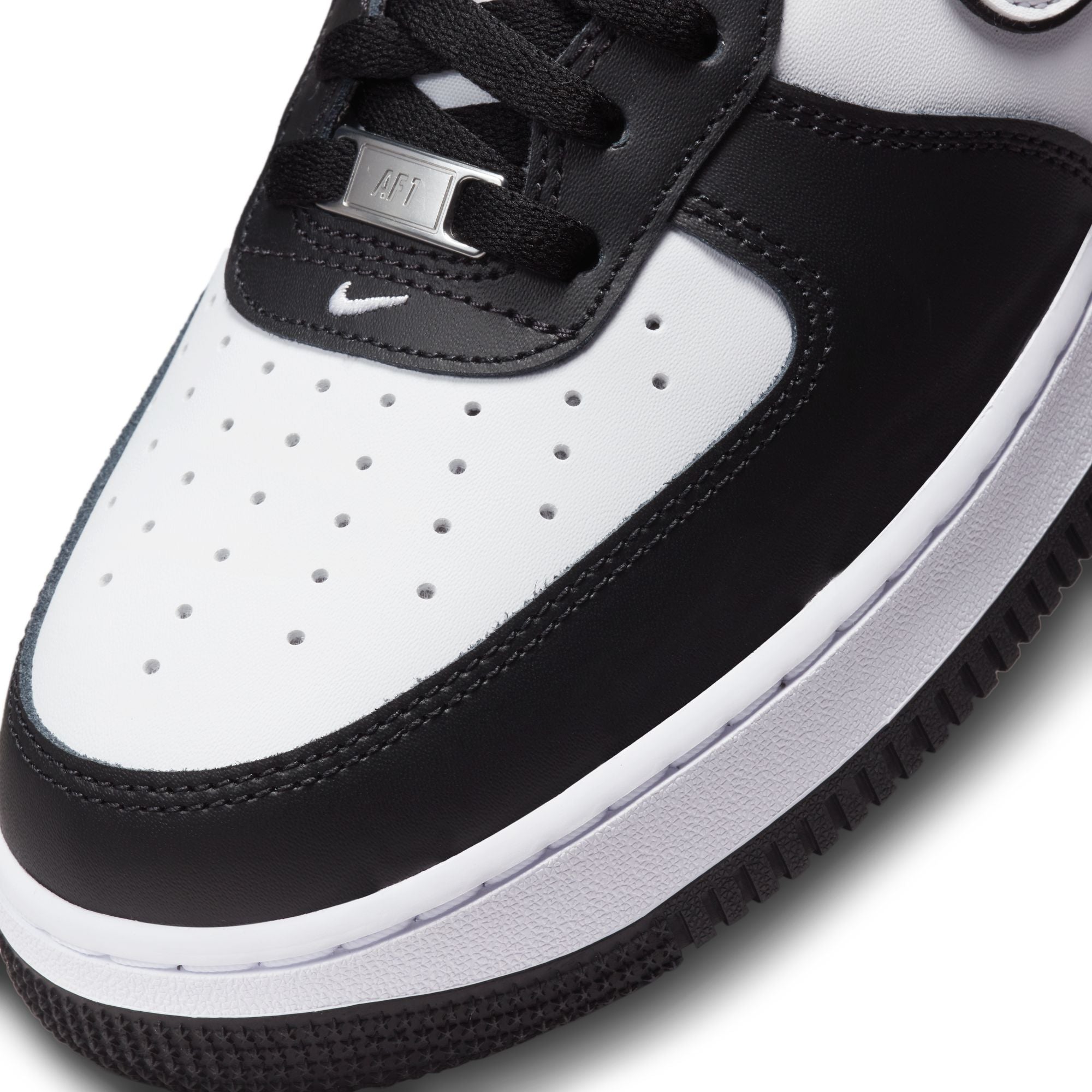 Pantofi Sport Barbati Nike Air Force 1 '07