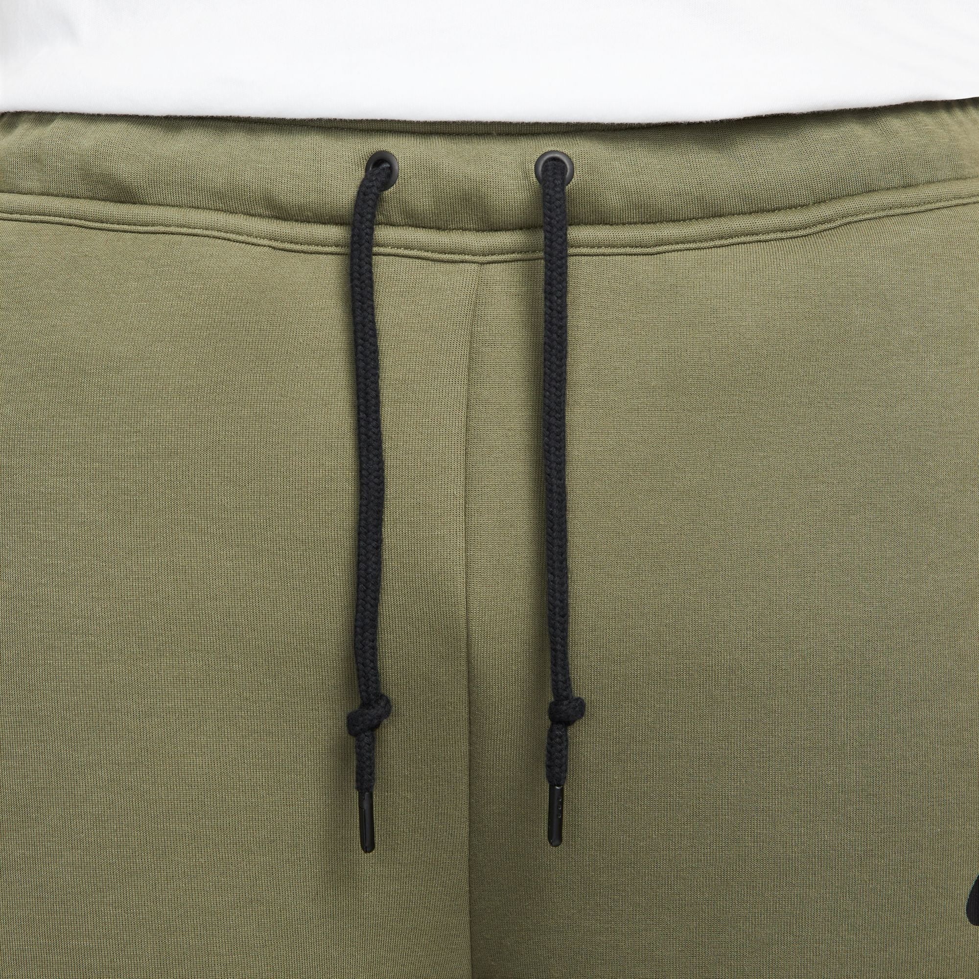 Pantaloni Scurti Barbati Nike Tech Fleece