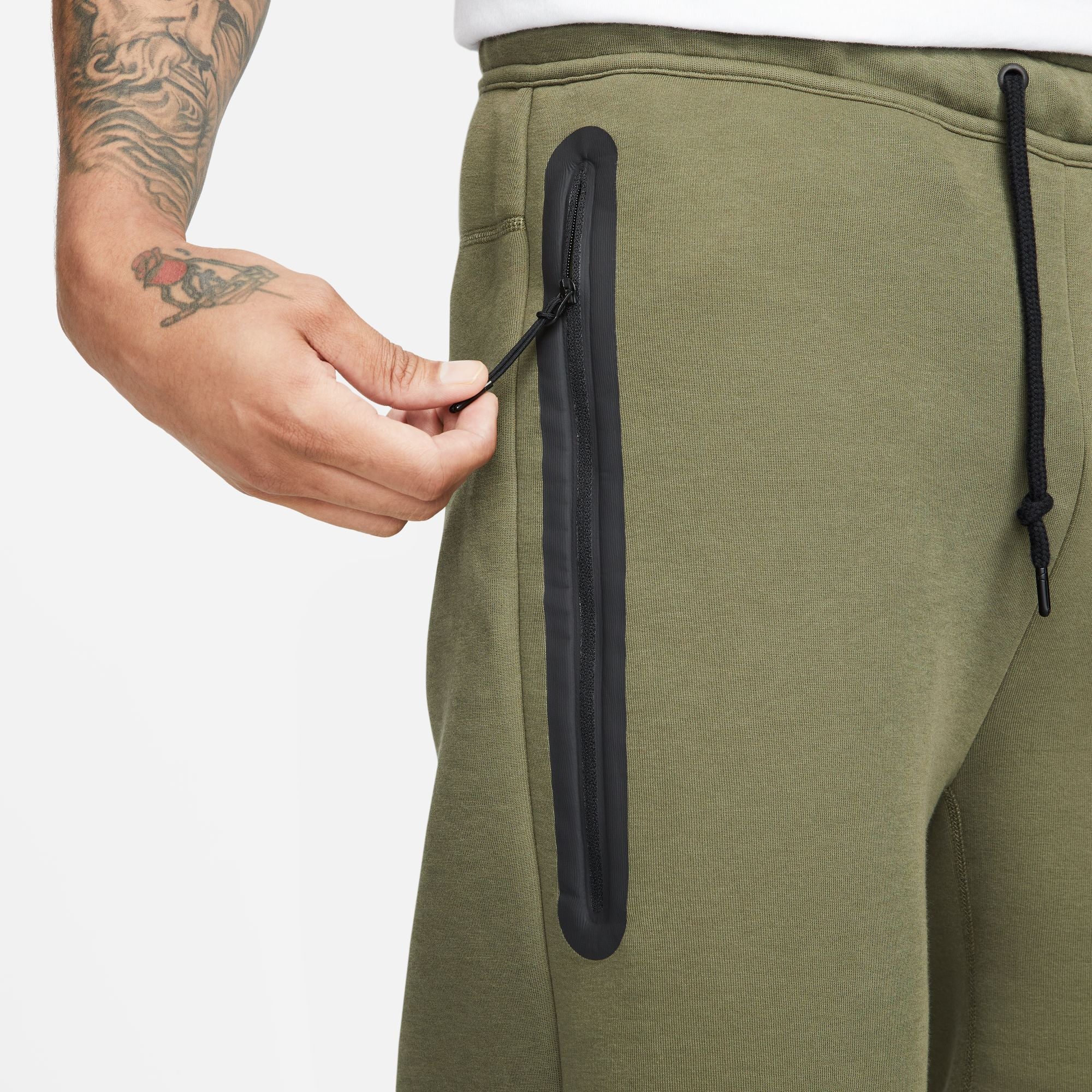 Pantaloni Scurti Barbati Nike Tech Fleece