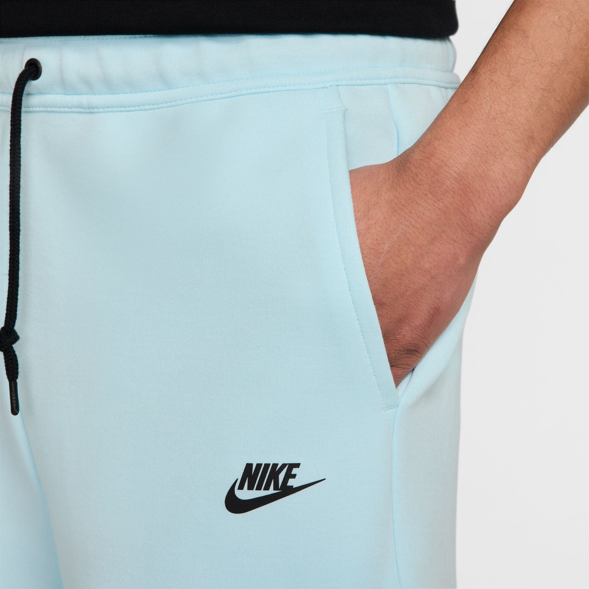 Pantaloni Scurti Barbati Nike Tech Fleece