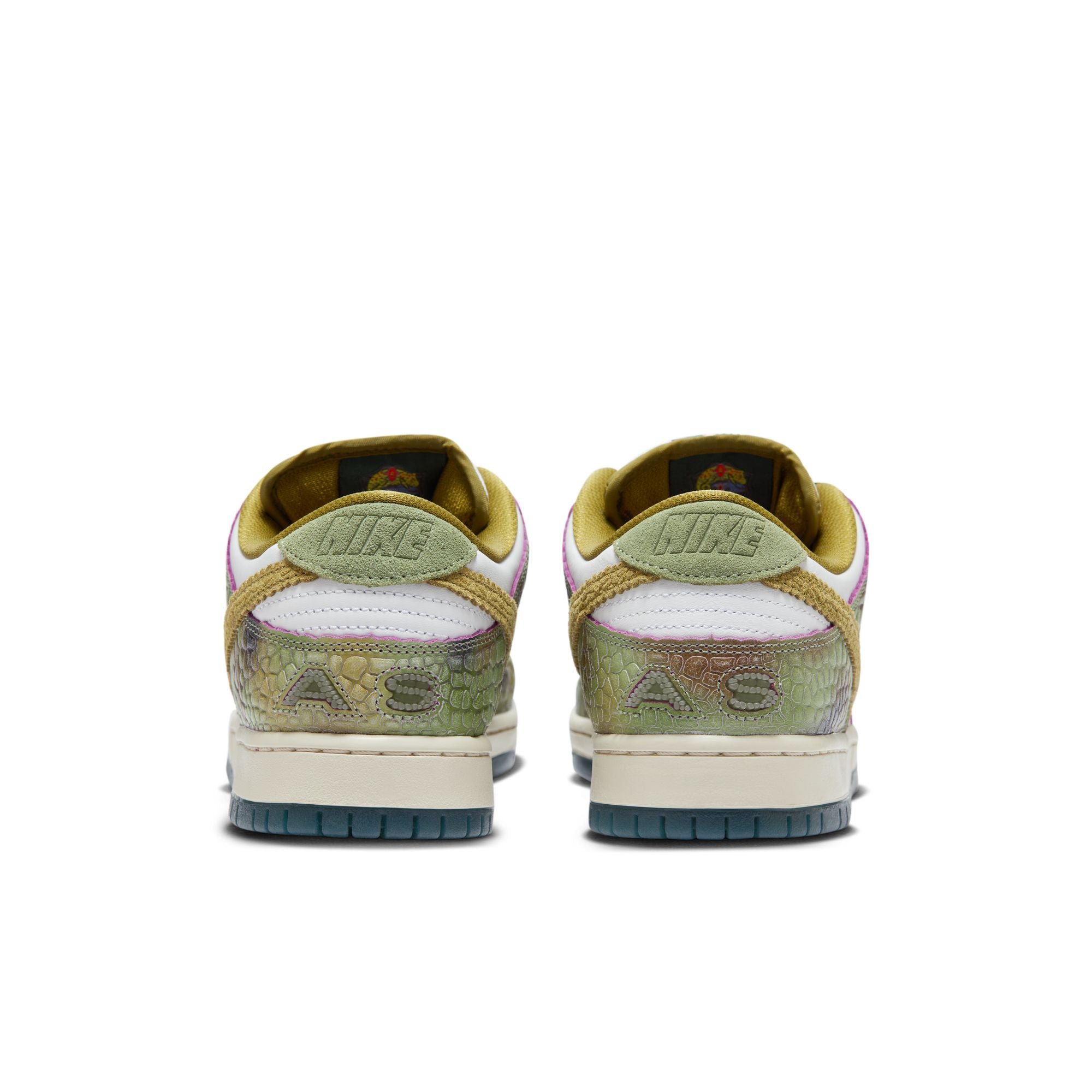 Nike SB Alexis Sablone x Dunk Low SB Chameleon