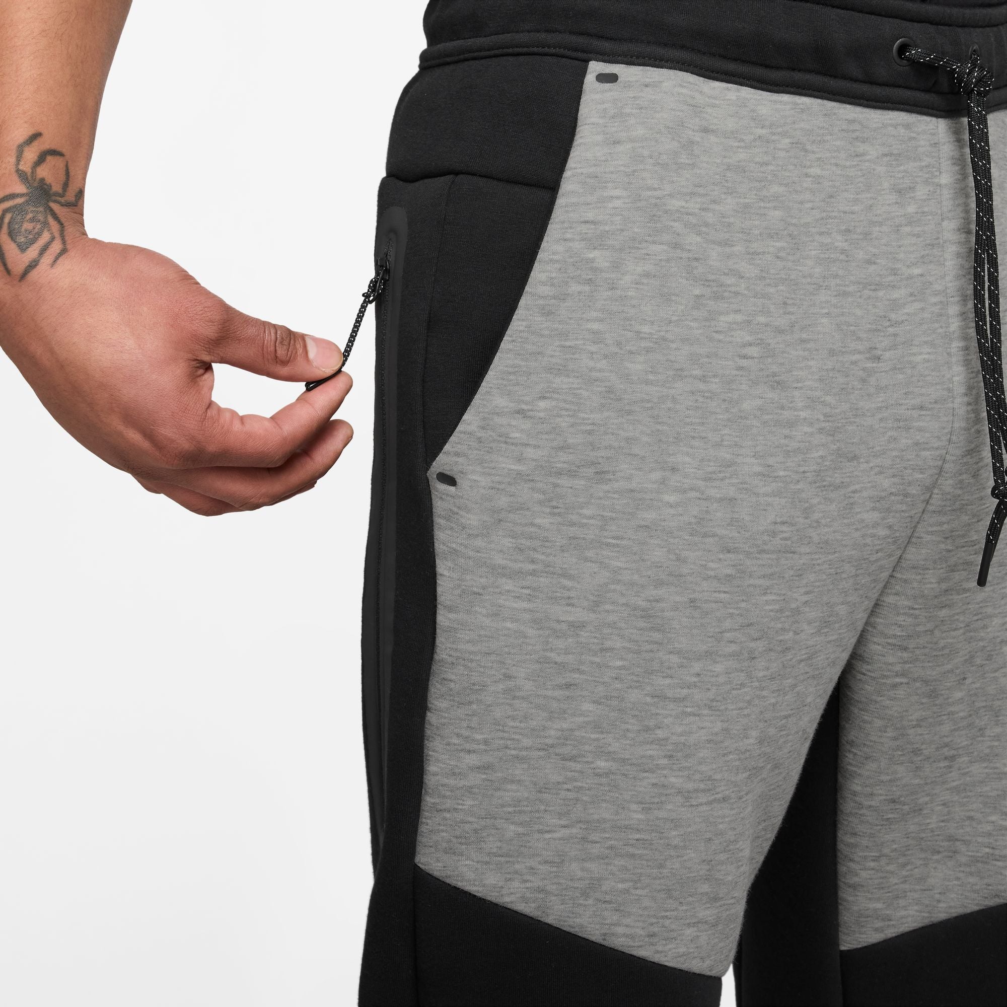 Pantaloni Barbati Nike Tech Fleece
