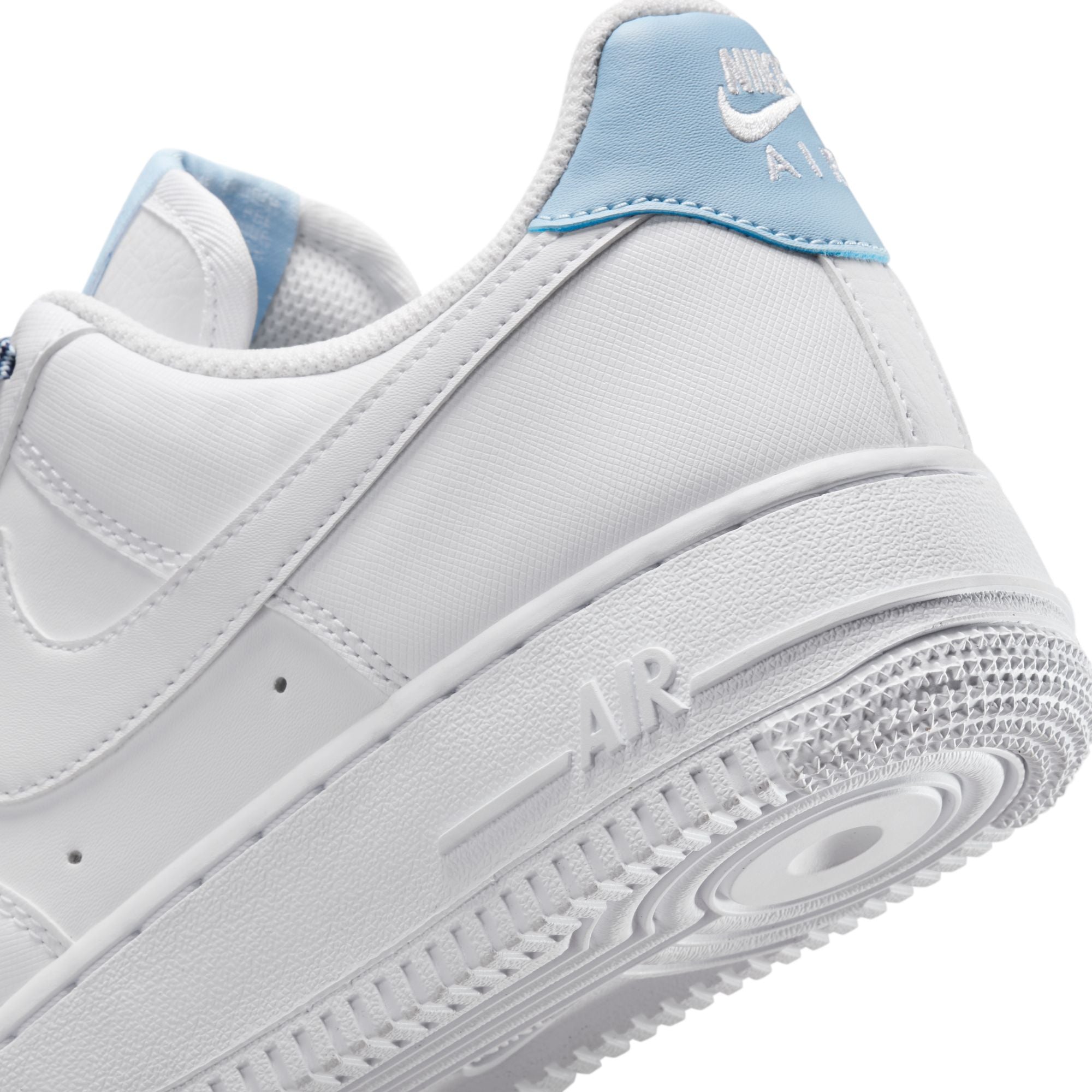 Pantofi Sport Nike Air Force 1 07