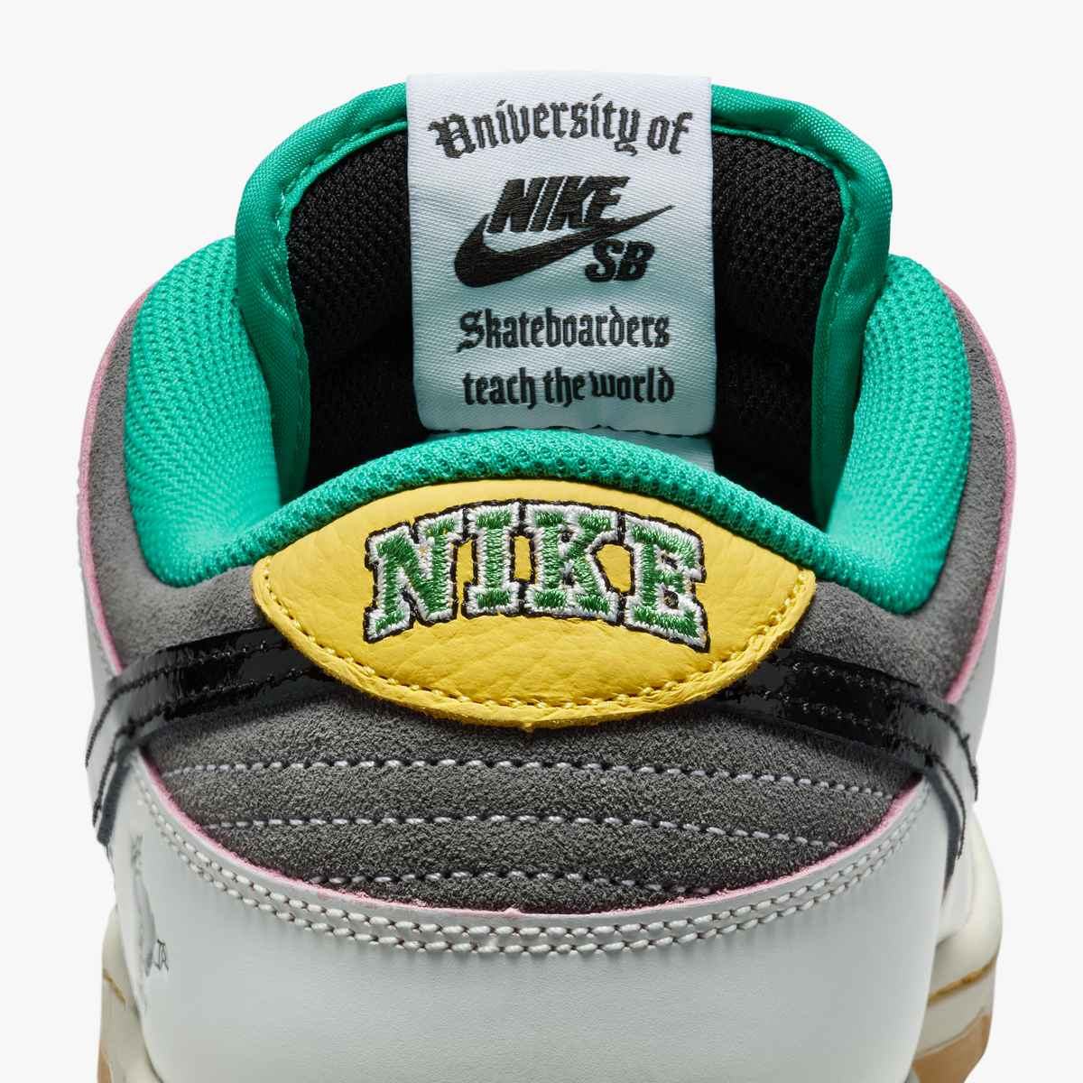 Pantofi sport Nike SB Dunk Low Pro x CSEF White and Black