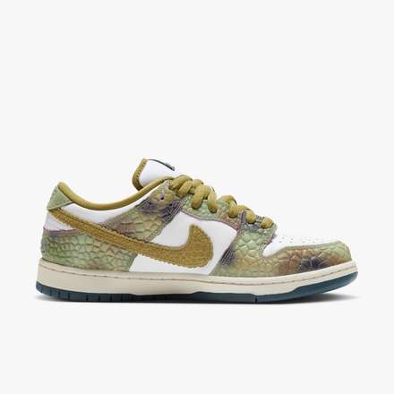 Nike SB Alexis Sablone x Dunk Low SB Chameleon