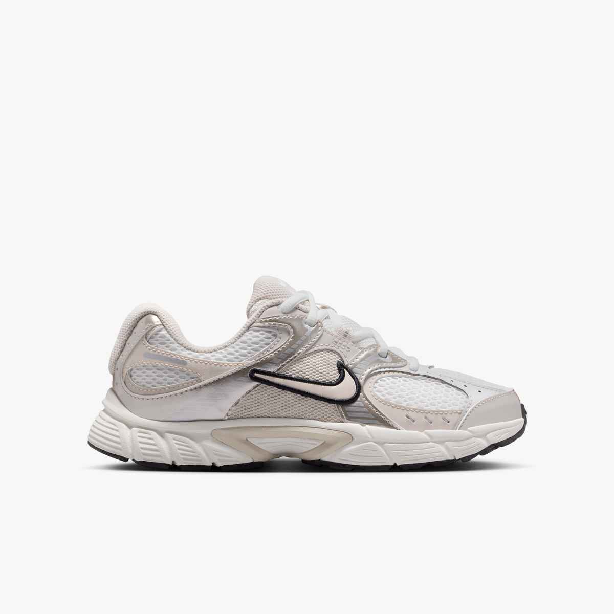 Pantofi sport Nike V5 RNR