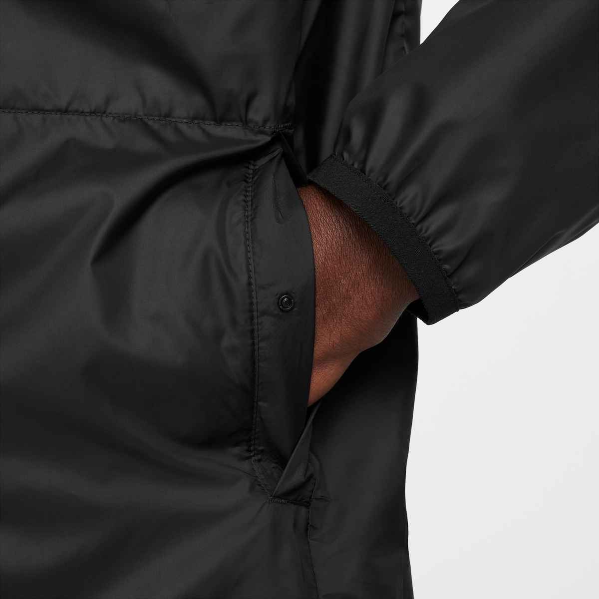 Geaca Nike Storm-FIT Academy Pro Rain