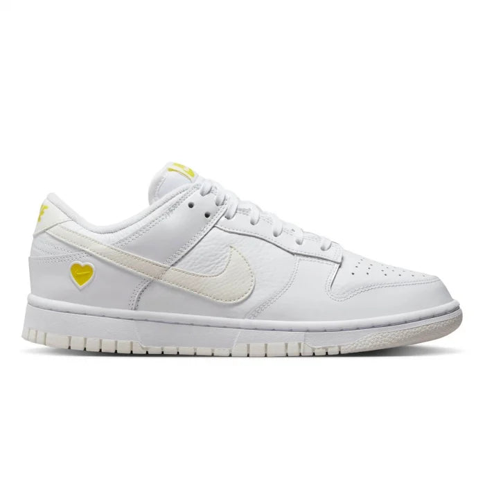 Nike Dunk Low Yellow Heart