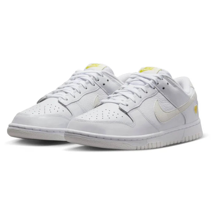 Nike Dunk Low Yellow Heart